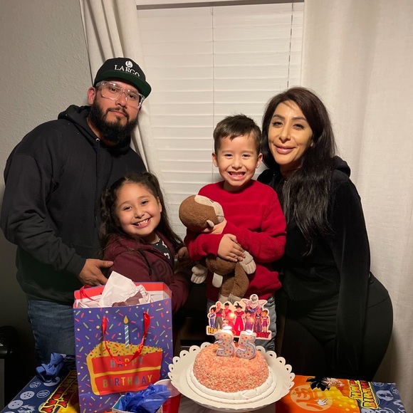 Welcome to my closet!! Meet your Posher, Claudia - Picture 4 of 7